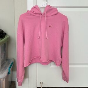 Levi's Pink Women's cropper hoodie